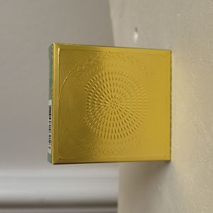 MAC x Padma Lakshmi Melon Pink Powder Blush Duo